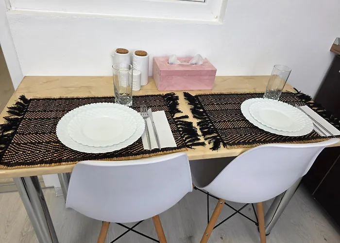 Sya House كرايوفا